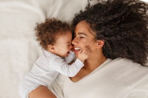 Cuidando da visão da mãe e do bebê