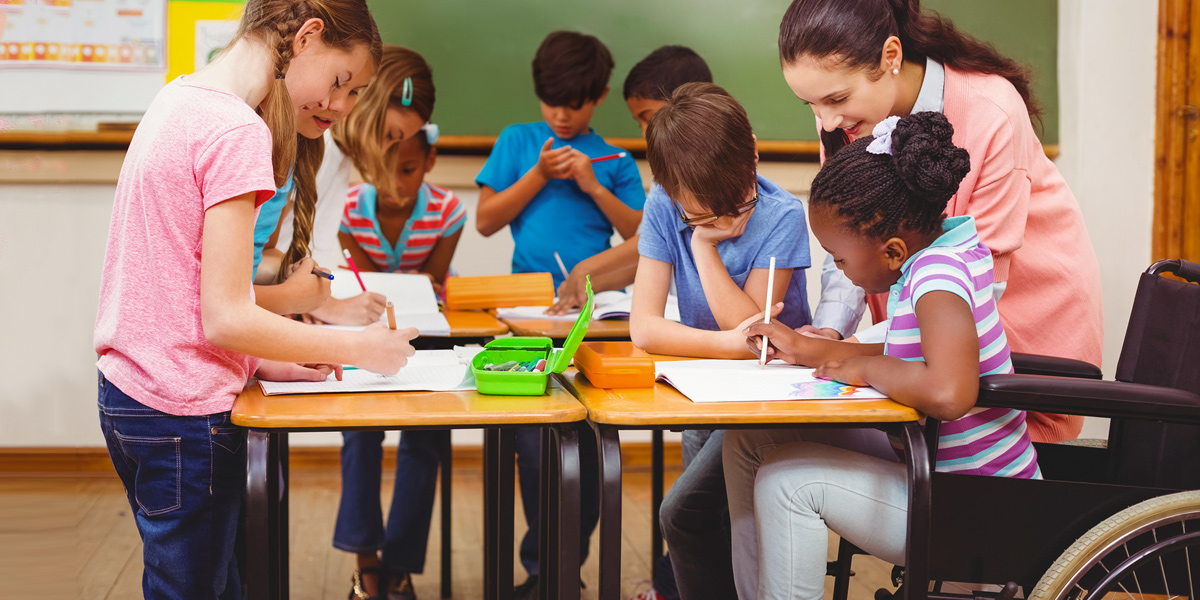 Comparação da educação inclusiva no Brasil e no exterior